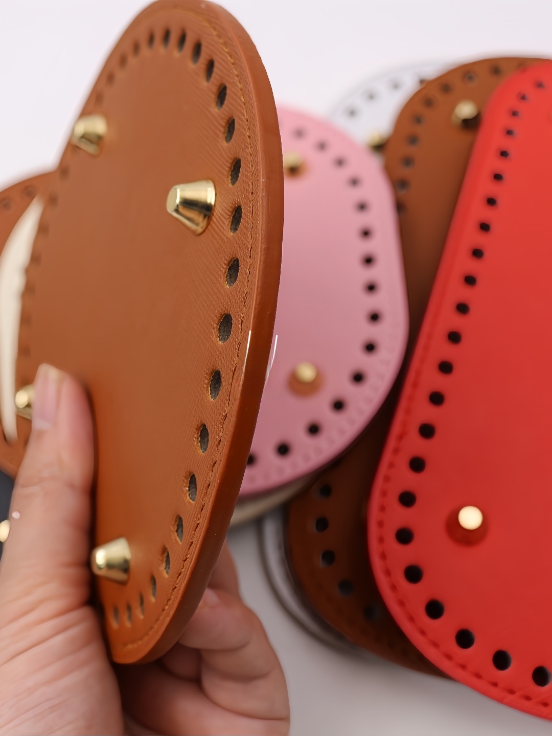 วัสดุฐานหนังถักมือสำหรับอุปกรณ - Handbags บทวิจารณ์และราคา